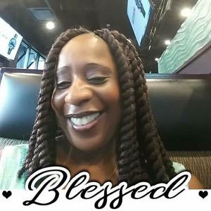 Meet your Posher, Parris